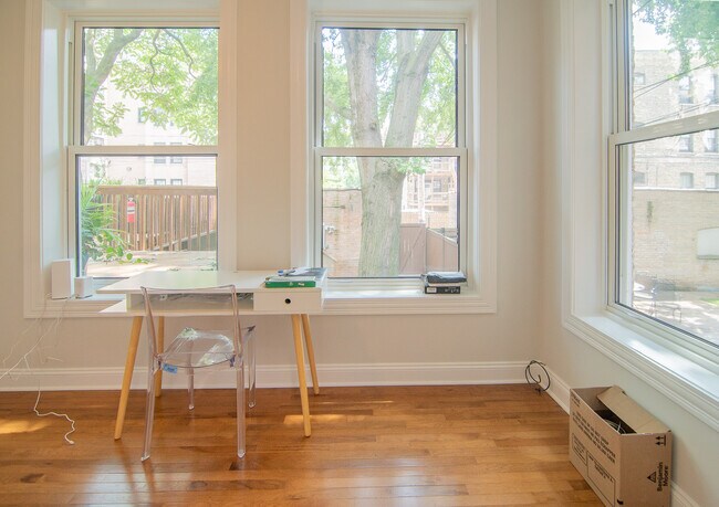 Building Photo - 5811 N Winthrop Ave