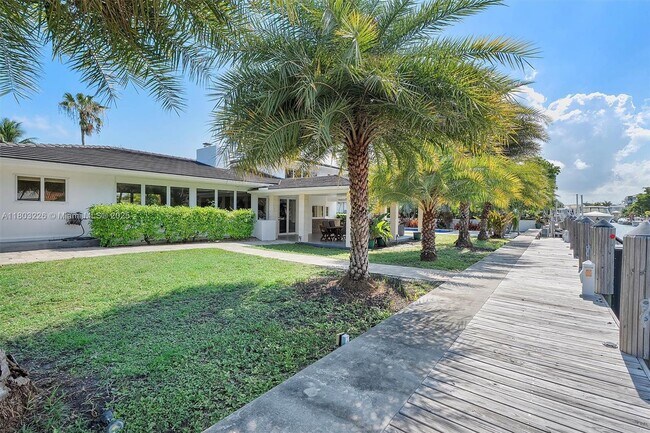 Building Photo - RIVER BAY PARK