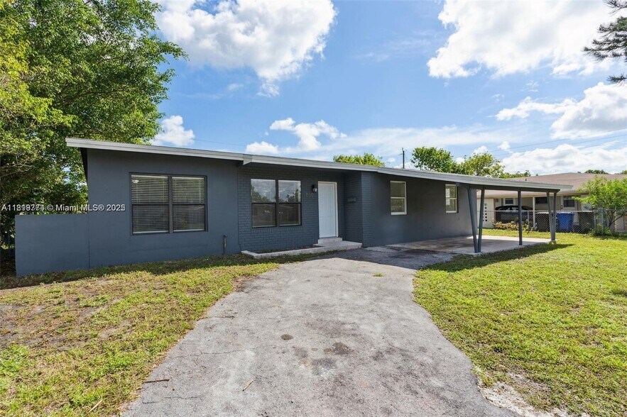 Primary Photo - 650 SW 29th Ave