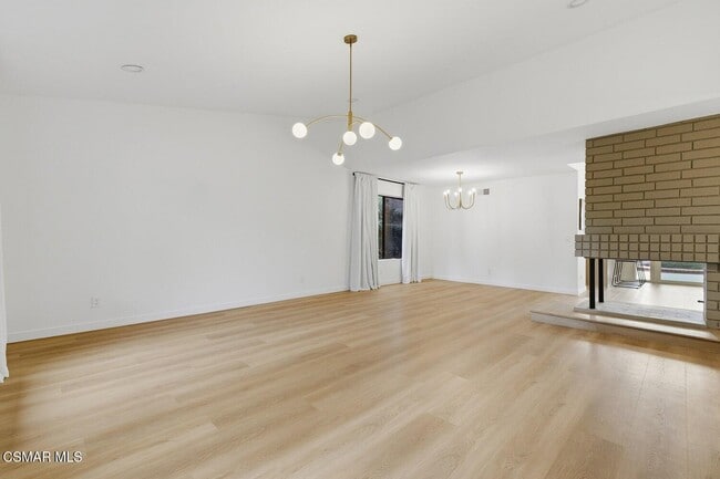 Building Photo - 822 Rim Crest Dr