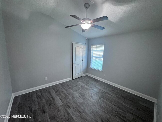 Building Photo - 7565 Westland Oaks Dr