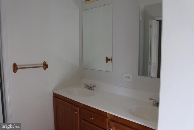 Building Photo - 54 Denali Dr