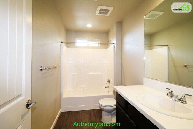 Building Photo - 844 Mission De Oro Dr