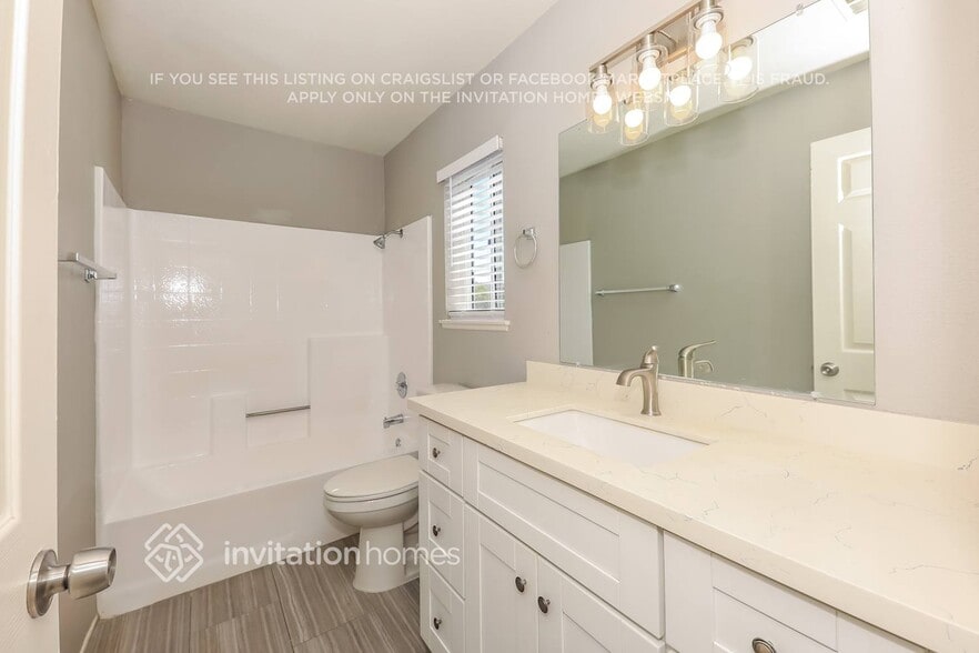 Building Photo - 545 Athens St