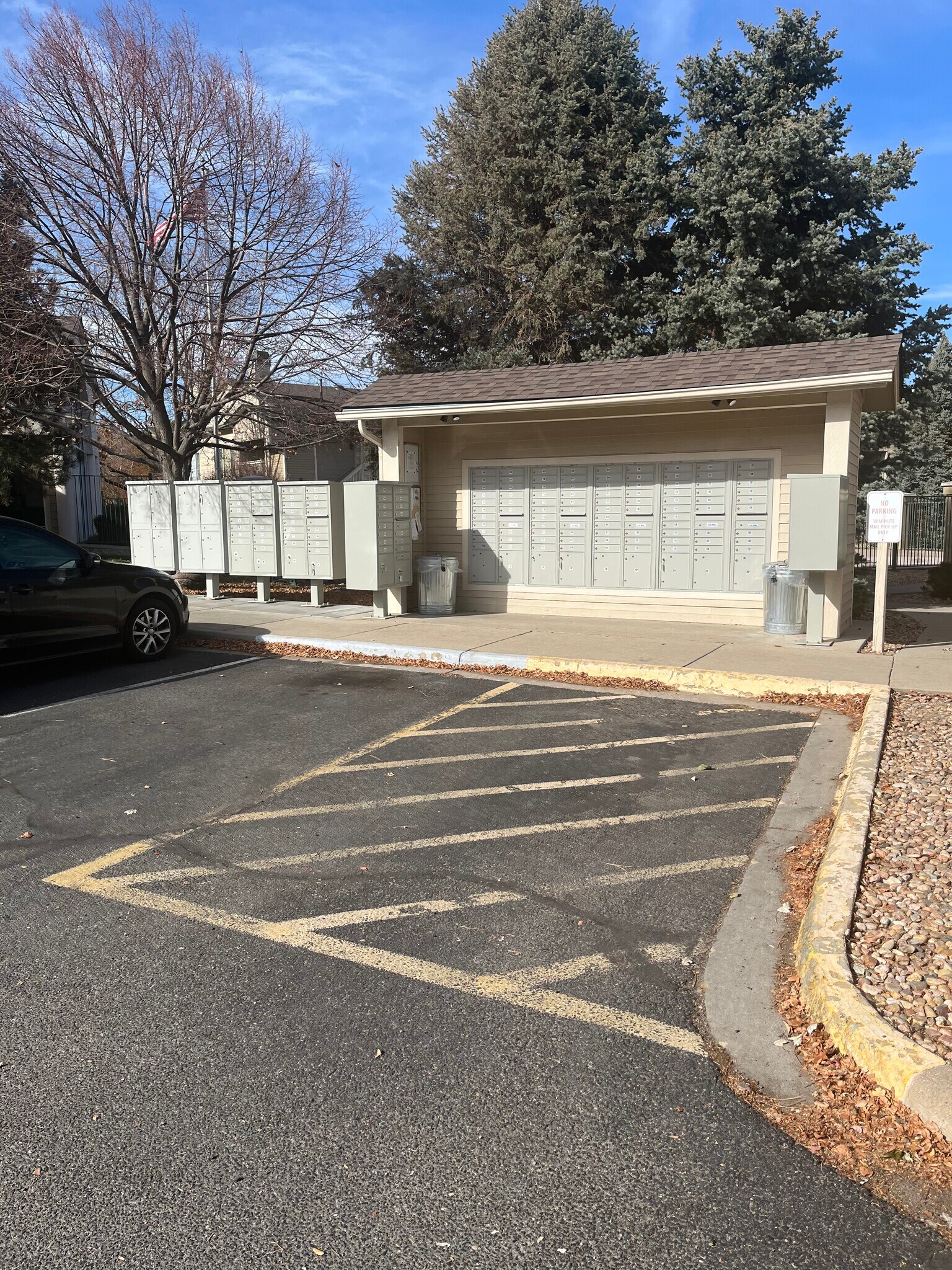 Building Photo - 10030 E Carolina Dr