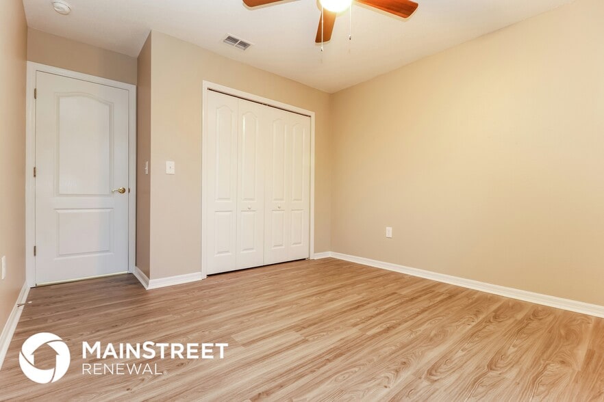 Building Photo - 5251 Fairhaven Ave