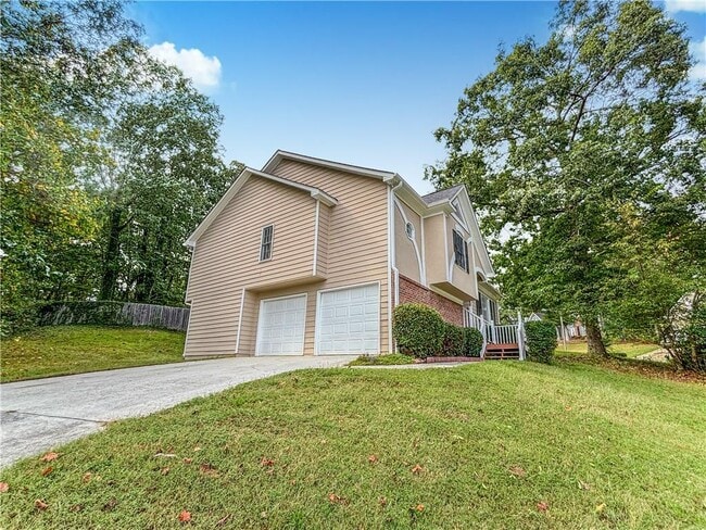 Building Photo - 6449 Ivey Chase SE