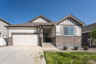 Building Photo - 604 Rosedale St