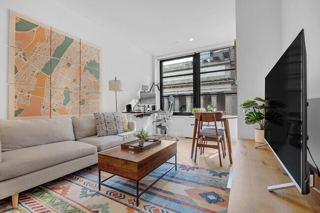 Building Photo - 980 6th Ave