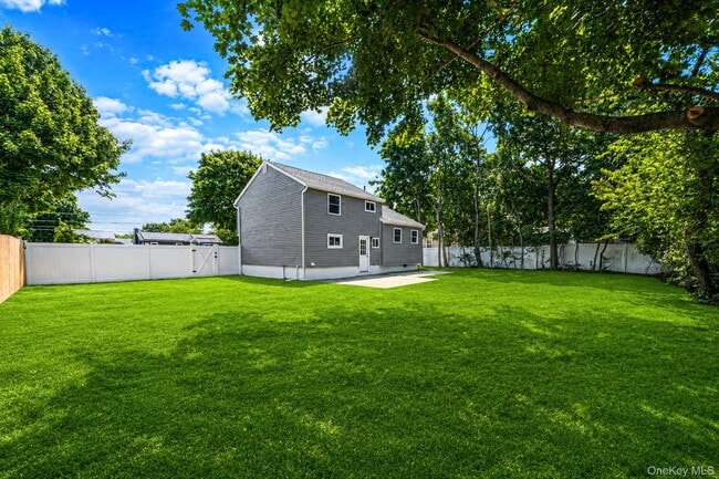 Building Photo - 610 Americus Ave