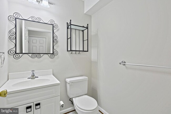 Building Photo - 9473 Clocktower Ln