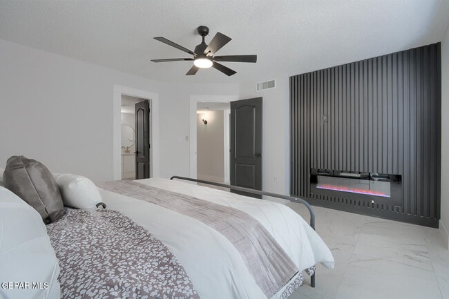 Building Photo - 7413 Le Conte Dr