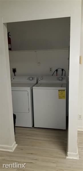 Building Photo - 2 br, 1 bath  - 4235 SW 62nd Ave