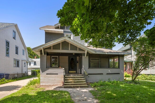 Building Photo - 123 N Maple Ave
