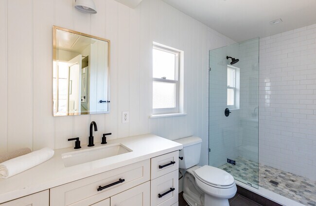 Building Photo - 6459 Sycamore Meadows Dr