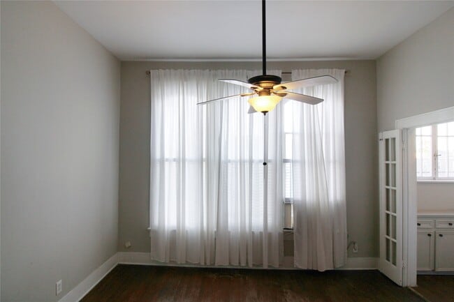 Building Photo - 1902 Church St