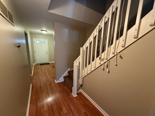 Building Photo - 7 Lenape Ln