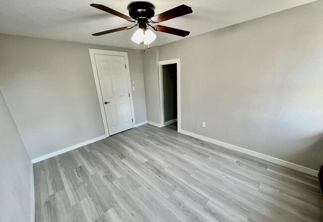 Upstairs Bedroom #4 - 5426 N Oberlin St