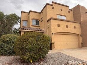 Building Photo - 2151 Cortina Loop SE