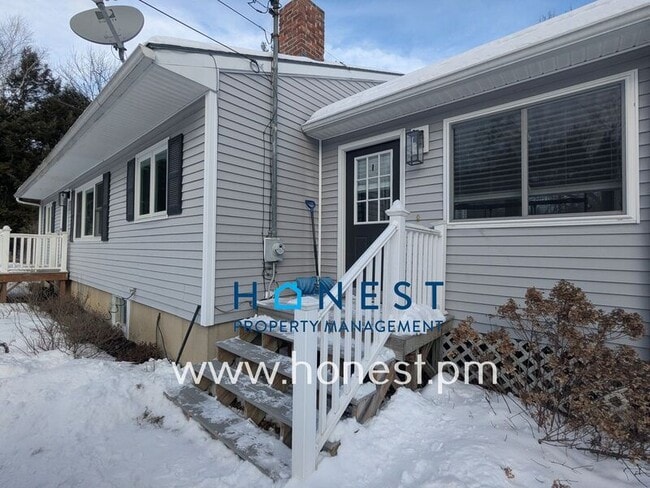 Building Photo - 151 Chimney Rd