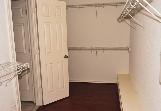 Building Photo - 26307 Meadow Dawn Ln