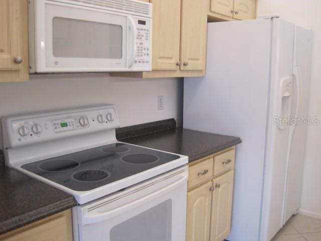 Building Photo - 102 Oakridge Ct