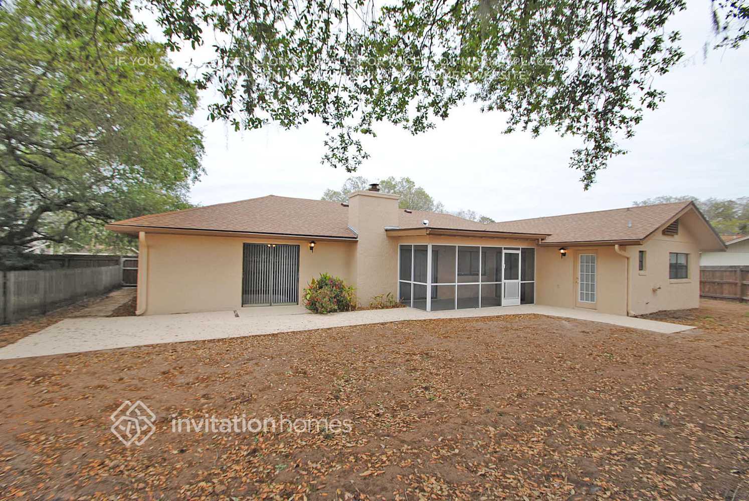 Building Photo - 1403 Live Oak Ct