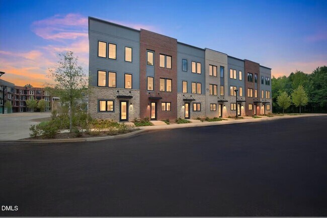 Building Photo - 1000 Martin Luther King Junior Boulevard Unit B7