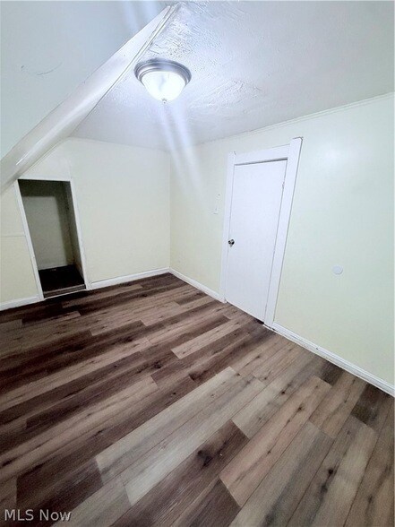 Building Photo - 2219 W 103rd St