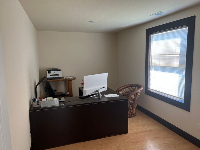 Building Photo - 3 bedroom with extra living area & office-Azle on half acre lots