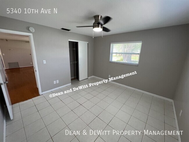 Building Photo - 5340 10th Ave N