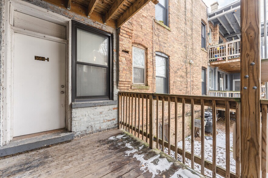 Building Photo - 3620 W Grace St