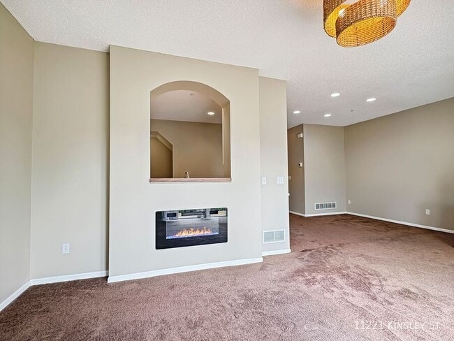 Building Photo - 11221 Kinsley St