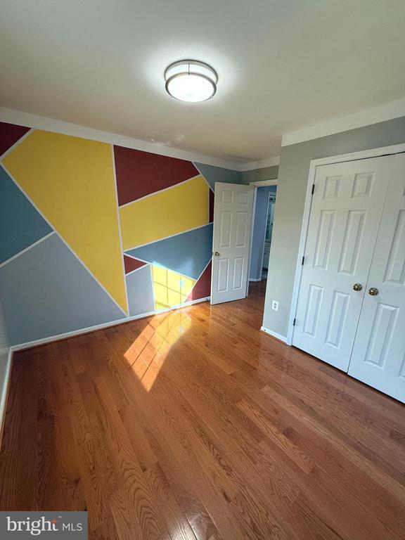 Building Photo - 8362 Millwood Dr