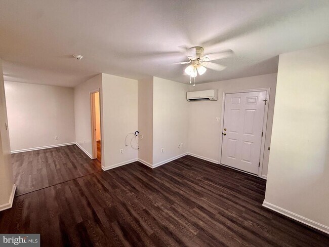 Building Photo - 22665 Van Wert Ln
