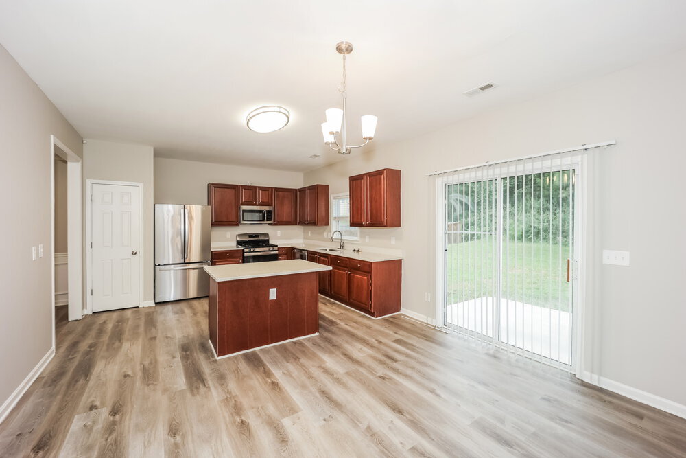 Building Photo - 8949 Crest View Cir