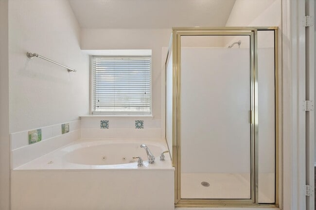 Building Photo - 6103 Sea Island Trail