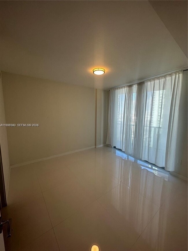 Building Photo - 488 NE 18th St