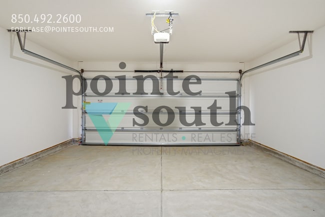 Building Photo - 16101 Eden St