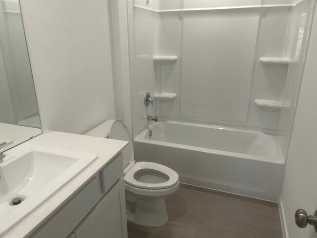 Building Photo - 18567 Autumn Hts Ln