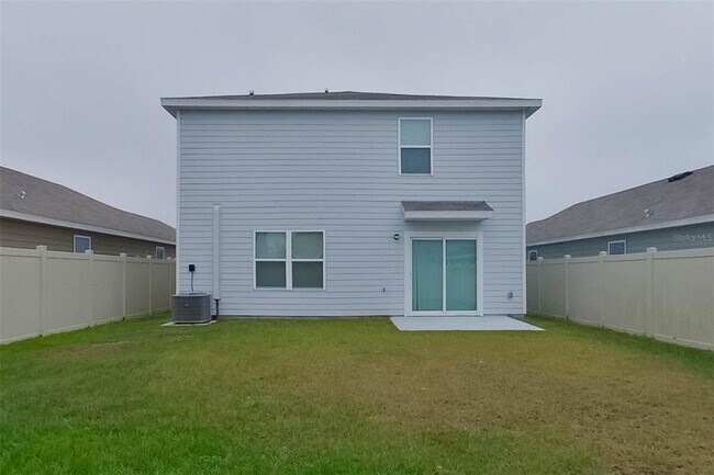 Building Photo - 8694 SW 43rd Ter