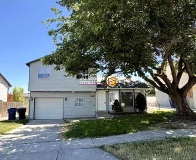 Building Photo - 3 Bedroom Home in Kearns