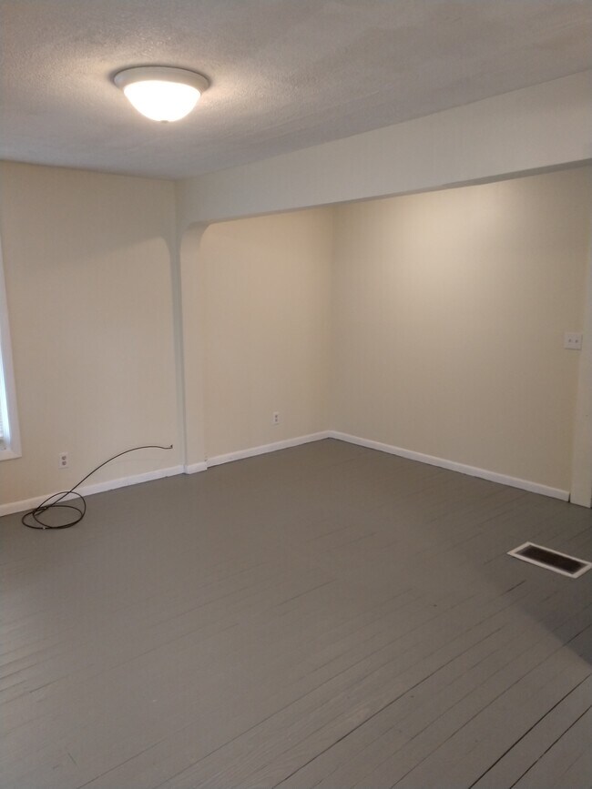 Building Photo - 625 Buckeye St