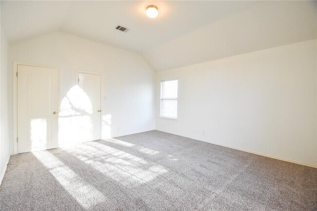 Building Photo - 2101 Smoke Tree Trail