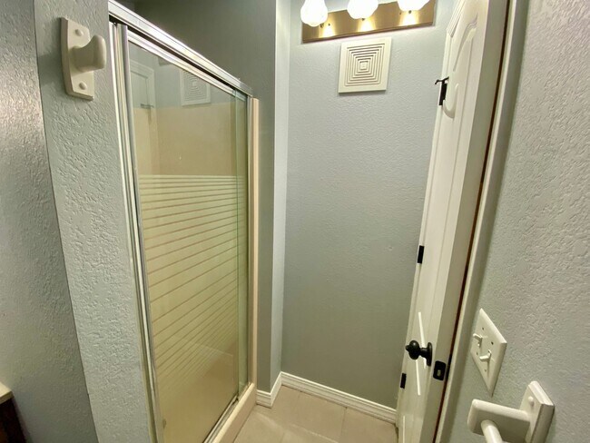 Building Photo - Welcome Home!