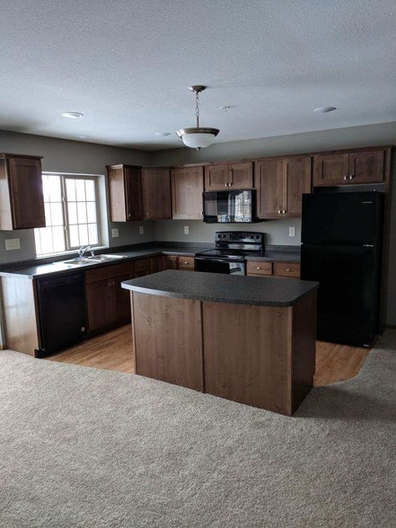 Avon Estates - 451 Winden Way Avon MN 56310 | Apartment Finder