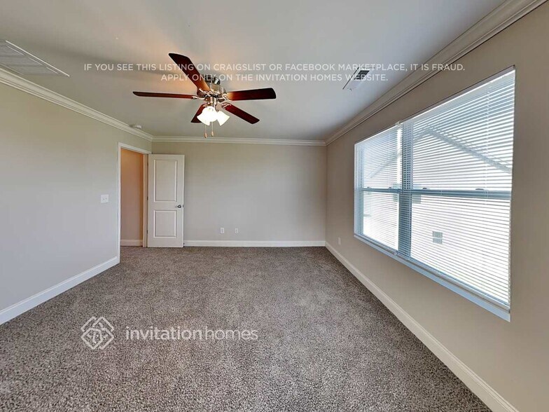Building Photo - 5355 Roberta Crossing Dr