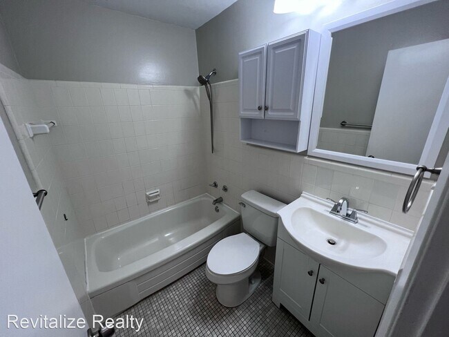 Building Photo - 4 br, 2.5 bath House - 4317 Packingham Dr,