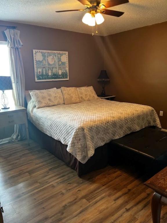 Building Photo - 20066 William St