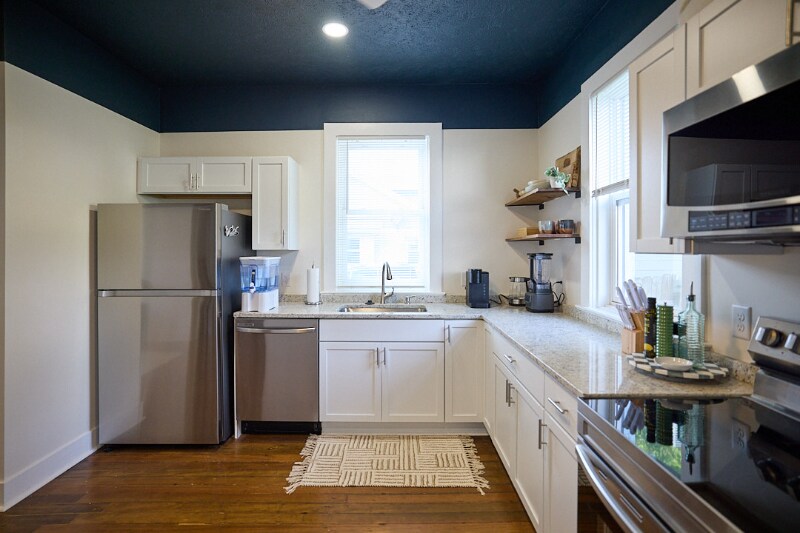 Building Photo - 2429 S 16th St